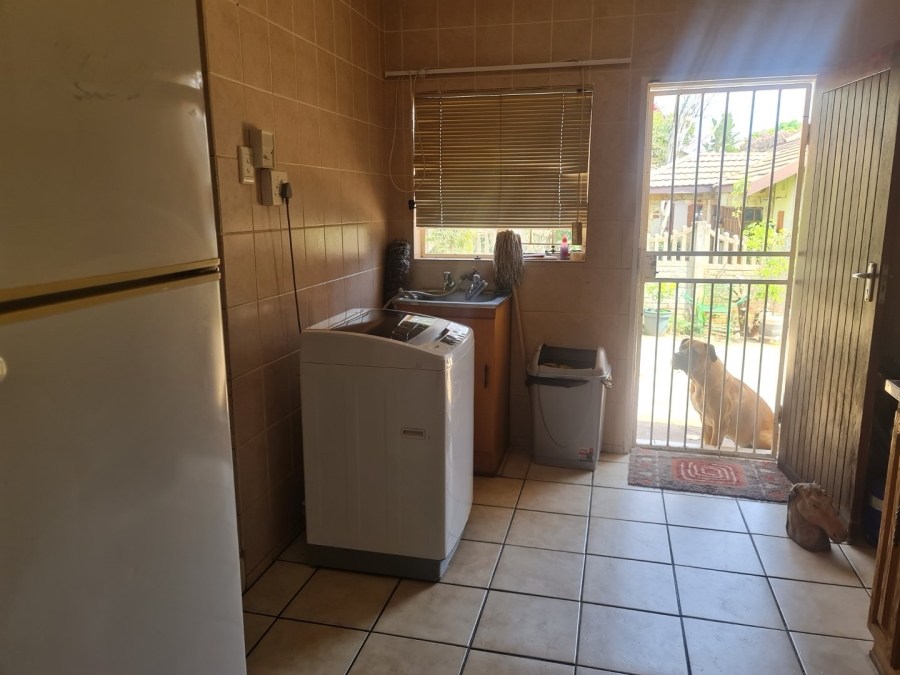 3 Bedroom Property for Sale in Protea Park North West